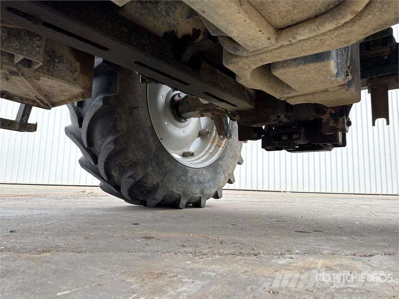 Massey Ferguson 5465 Dyna-4 4x4 Tracteur Agricole 4WD Tractor الجرارات