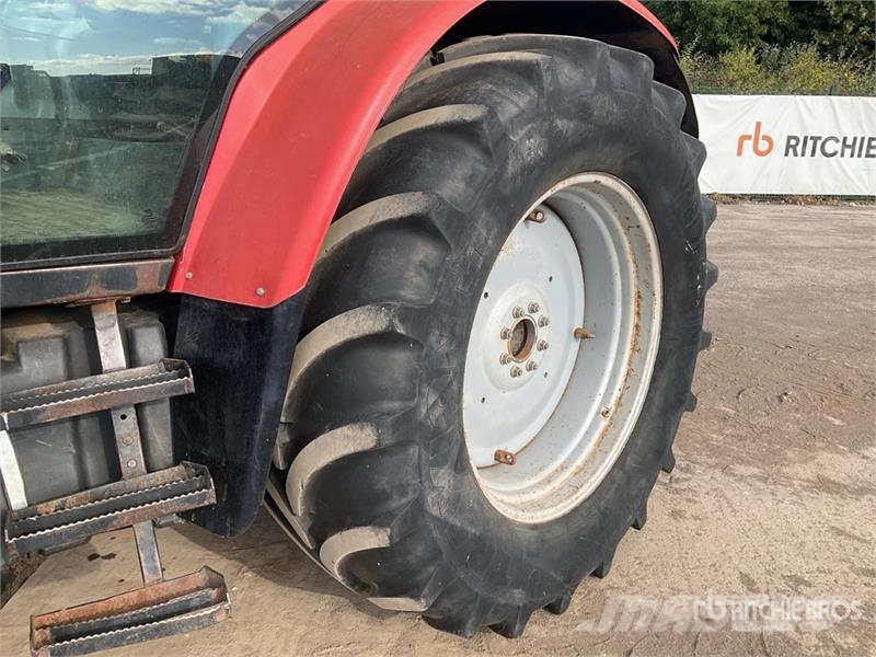 Massey Ferguson 5475 4WD Tractor Tracteur