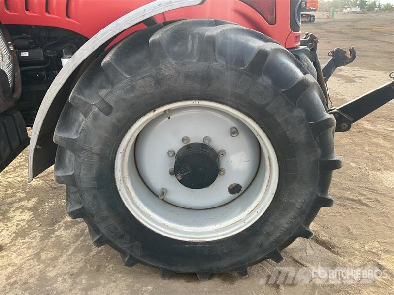 Massey Ferguson 5475 4WD Tractor Tracteur