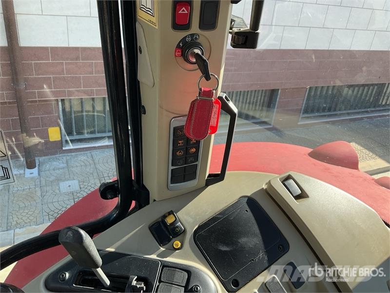 Massey Ferguson 5608 Dyna-4 4WD Tractor Трактора