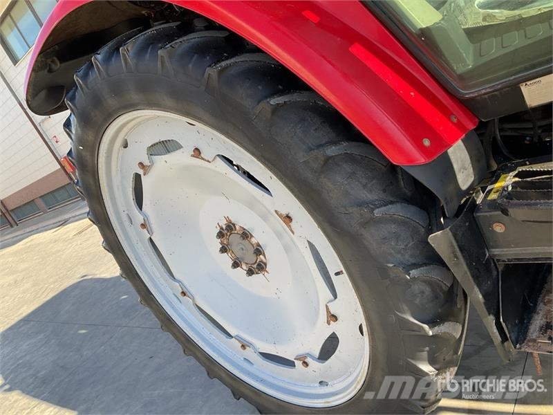 Massey Ferguson 5608 Dyna-4 4WD Tractor Трактора