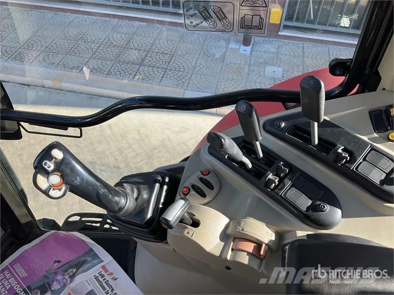 Massey Ferguson 5608 Dyna-4 4WD Tractor Трактора