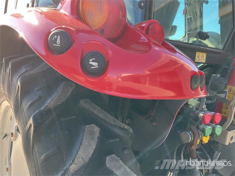 Massey Ferguson 5608 Dyna-4 4WD Tractor Трактора