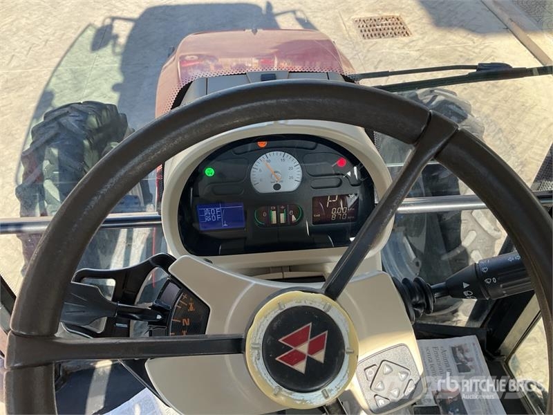 Massey Ferguson 5608 Dyna-4 4WD Tractor Трактора