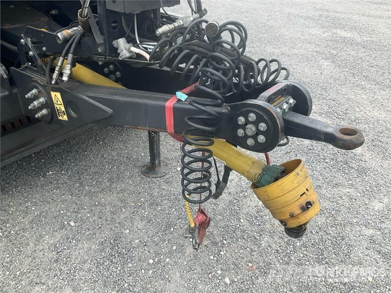 Massey Ferguson 716V Combination Baler Wrapper مغلفات