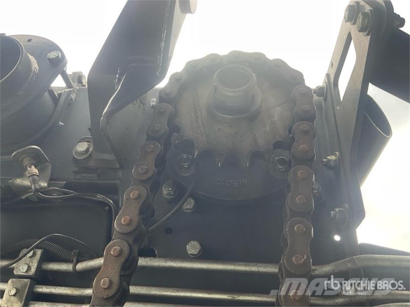 Massey Ferguson 716V Combination Baler Wrapper مغلفات