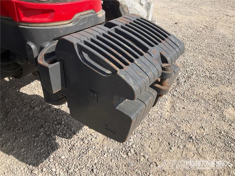 Massey Ferguson 7722 Dyna6 4WD Tractor Трактори