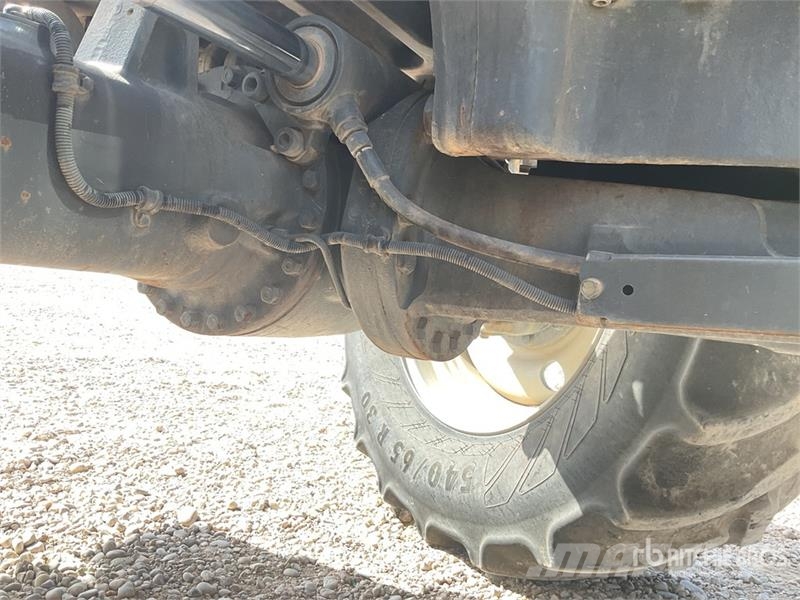 Massey Ferguson 7722 Dyna6 4WD Tractor Трактори