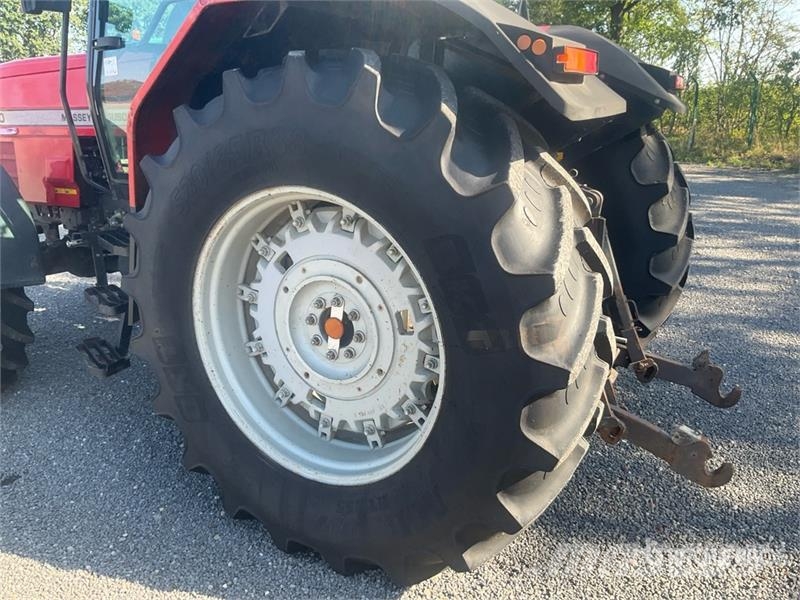 Massey Ferguson 8120 4WD Tractor Traktorid