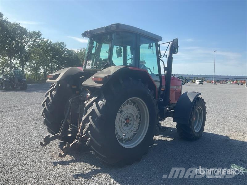 Massey Ferguson 8120 4WD Tractor Traktorid