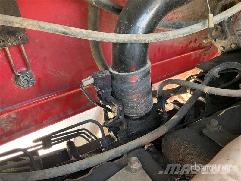 Massey Ferguson 8240 4WD Tractor トラクター