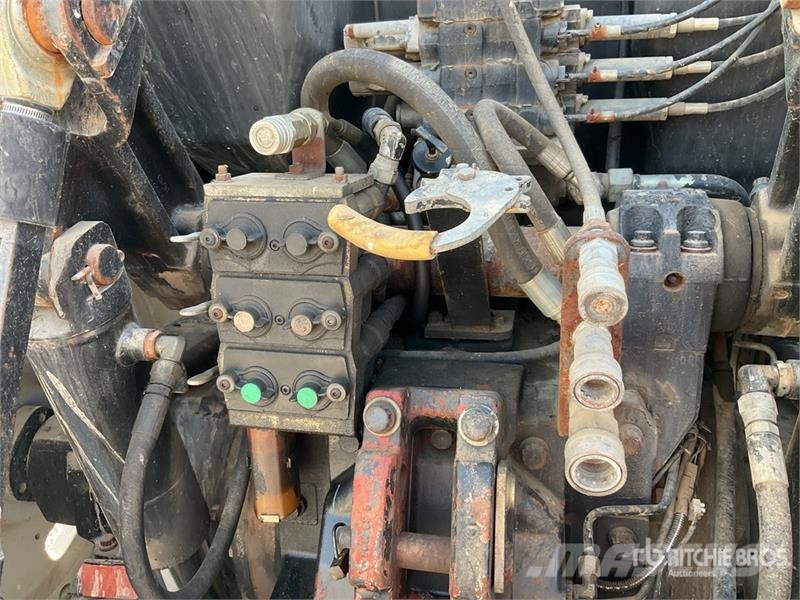 Massey Ferguson 8240 4WD Tractor トラクター