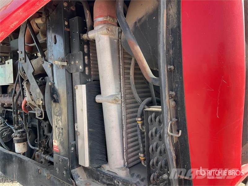 Massey Ferguson 8240 4WD Tractor トラクター