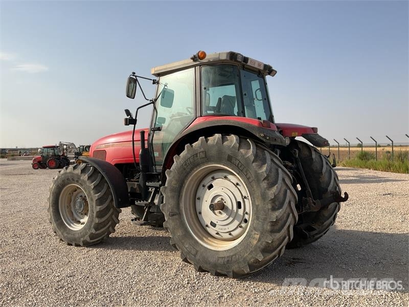 Massey Ferguson 8240 4WD Tractor トラクター
