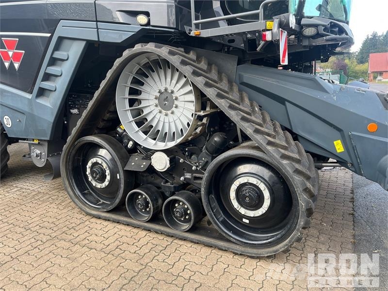 Massey Ferguson Ideal 8t Combine Harvester Зерноуборочные комбайны