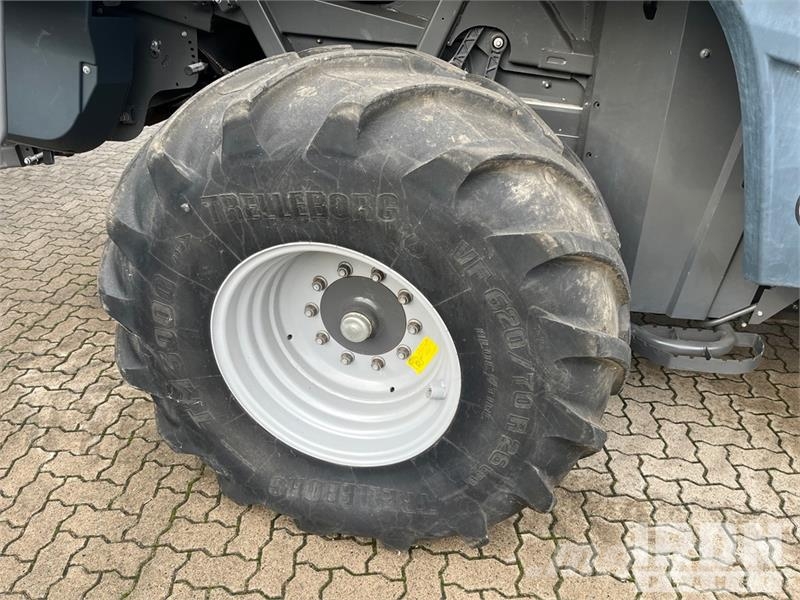 Massey Ferguson Ideal 8t Combine Harvester Зерноуборочные комбайны