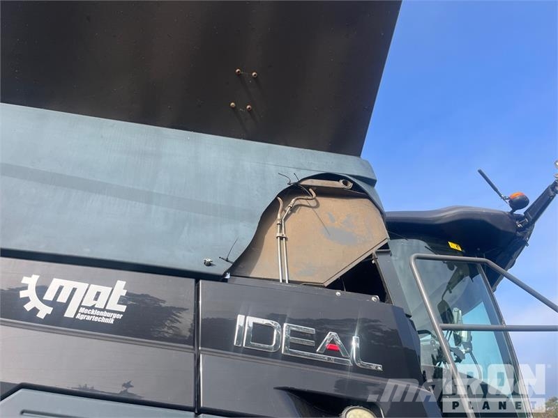 Massey Ferguson Ideal 8t Combine Harvester Зерноуборочные комбайны