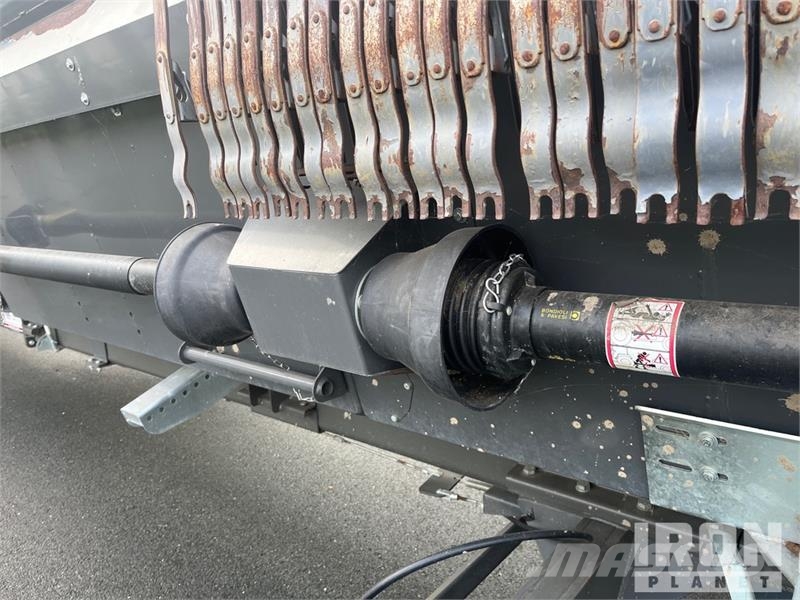 Massey Ferguson Ideal 8t Combine Harvester Зерноуборочные комбайны