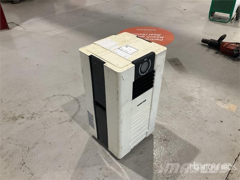 Master AC 1600 E Dehumidifier Other components