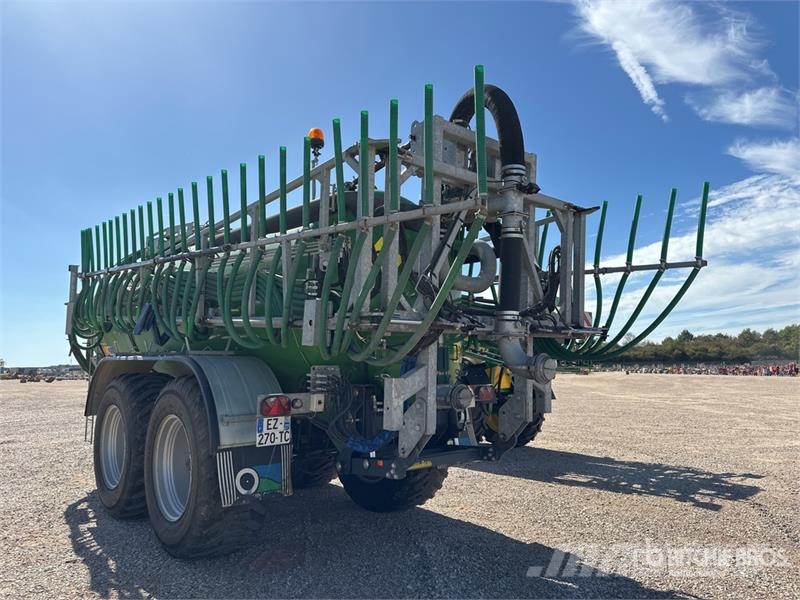 Mauguin ELT 20500 18 m Liquid T/A Tonne A Lisier 2 Essieux Kuivalannan levittimet