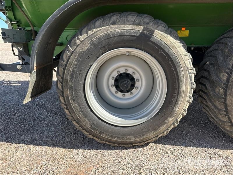Mauguin ELT 20500 18 m Liquid T/A Tonne A Lisier 2 Essieux Kuivalannan levittimet