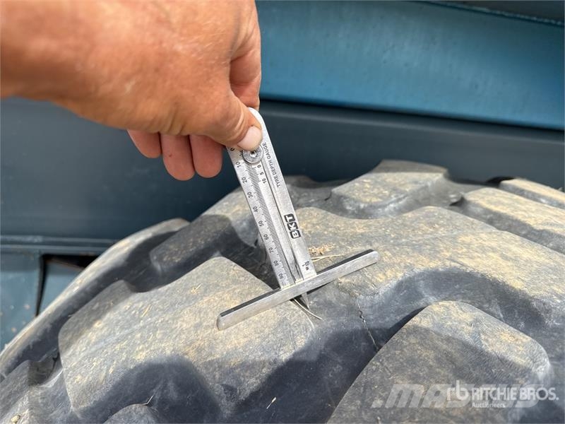 Maupu TDM25 Benne Cerealiere 3 Essieux 22.45 T Tri Remolque para grano