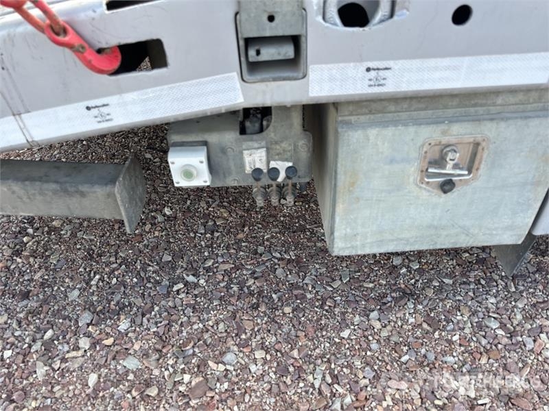 MAX Trailer MAX-300 Tri/A Semi Remorque Porte Engin Lowboy Tra Нискотоварачи