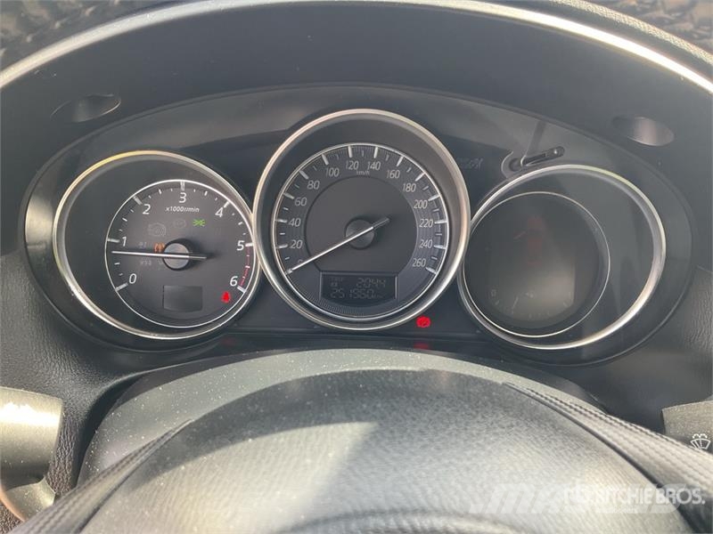 Mazda CX5 2WD SUV PKWs
