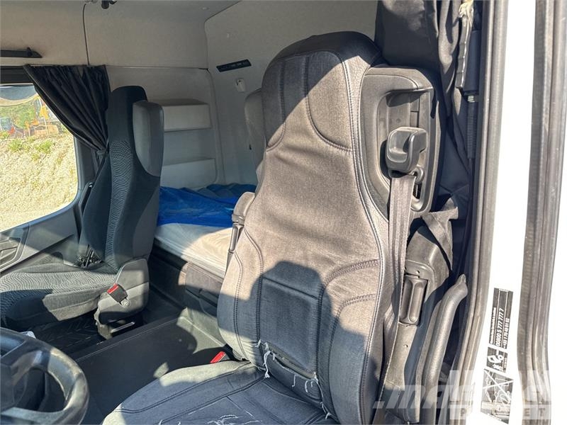 MB Trac Arocs 2051 4x2 Tracteur Routier Cabine Couchette S وحدات الجر