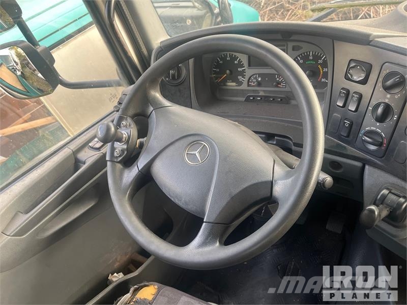 MB Trac Axor 1824 4x2 Container Truck Otros camiones
