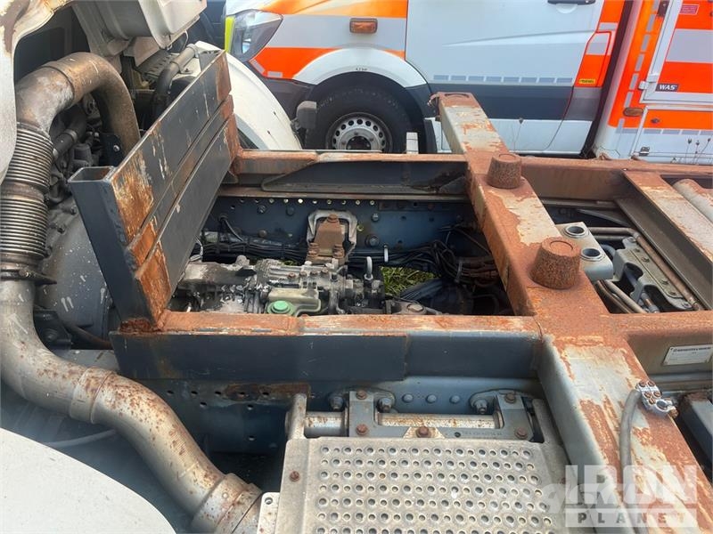 MB Trac Axor 1824 4x2 Container Truck Otros camiones