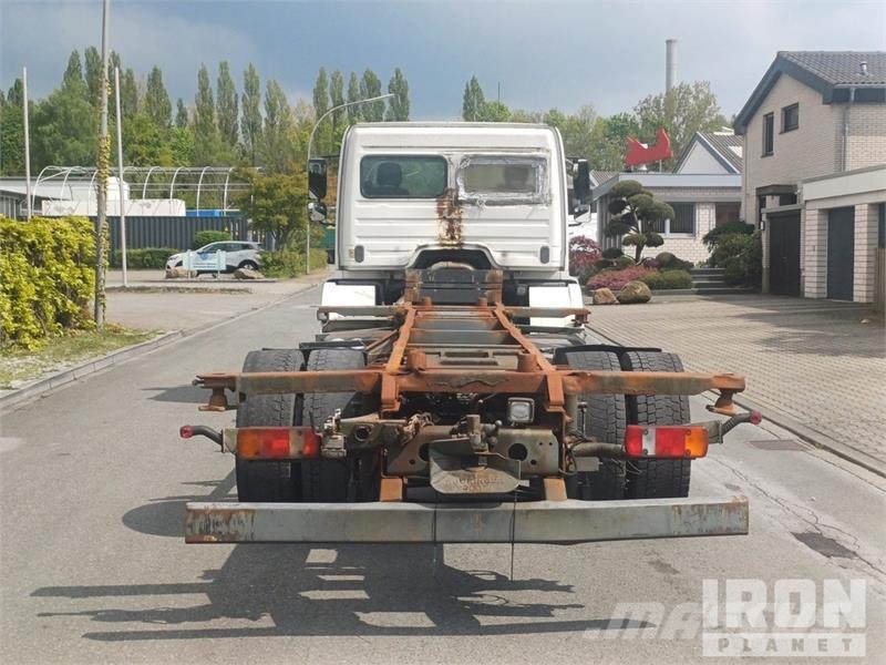 MB Trac Axor 1824 4x2 Container Truck Otros camiones