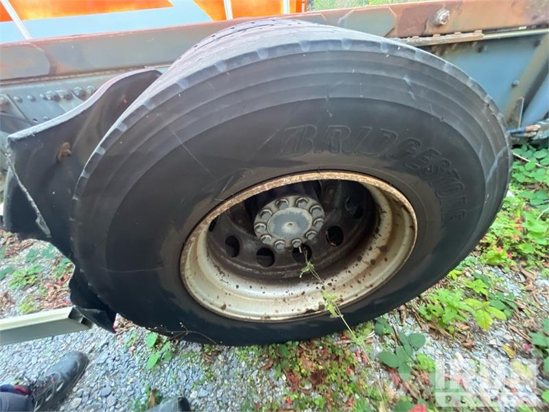 MB Trac Axor 1824 4x2 Container Truck Otros camiones