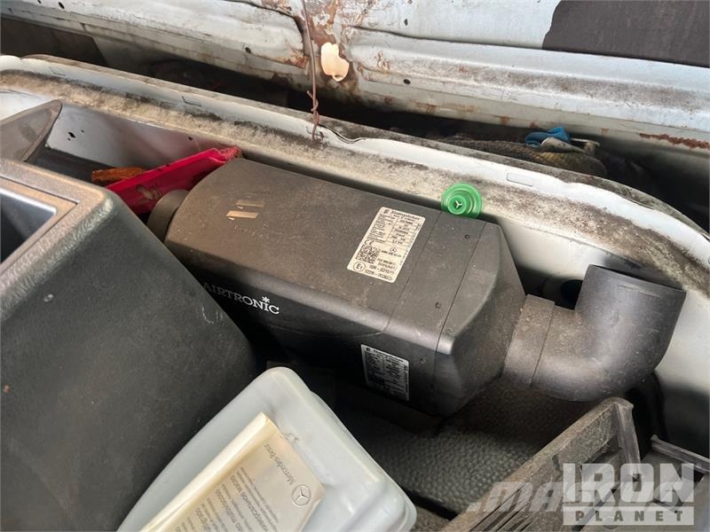 MB Trac Axor 1824 4x2 Container Truck Otros camiones