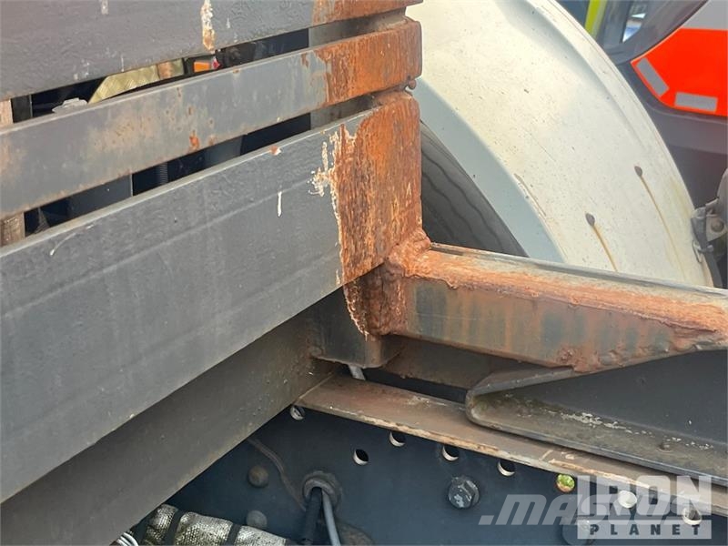 MB Trac Axor 1824 4x2 Container Truck Otros camiones