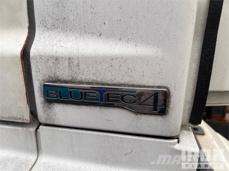 MB Trac Axor 1824 4x2 Container Truck Otros camiones