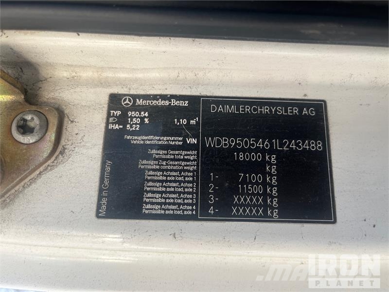 MB Trac Axor 1824 4x2 Container Truck Otros camiones