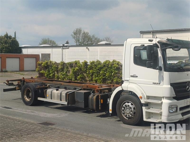 MB Trac Axor 1824 4x2 Container Truck Otros camiones