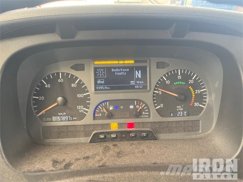 MB Trac Axor 1824 4x2 Container Truck Otros camiones