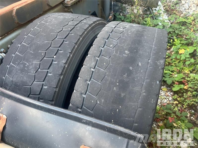 MB Trac Axor 1824 4x2 Container Truck Otros camiones