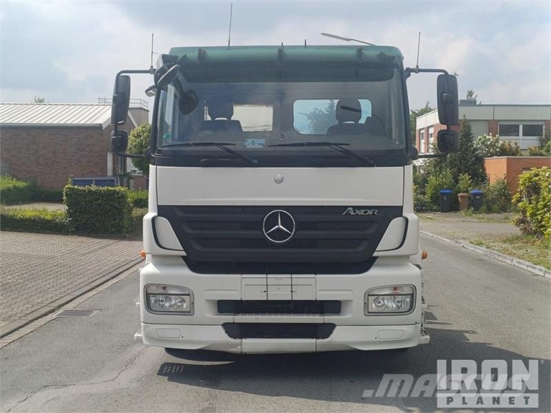 MB Trac Axor 1824 4x2 Container Truck Otros camiones