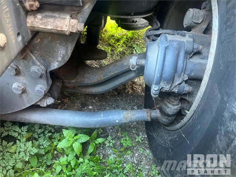 MB Trac Axor 1824 4x2 Container Truck Otros camiones