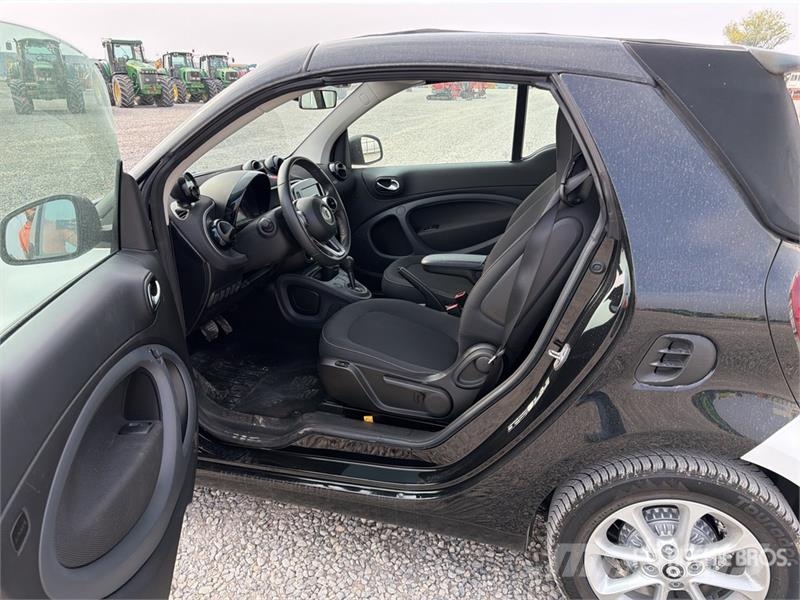 MCC Smart EQ EL Electric ForTow Cabrio EQ EL. 17,7 Auto's