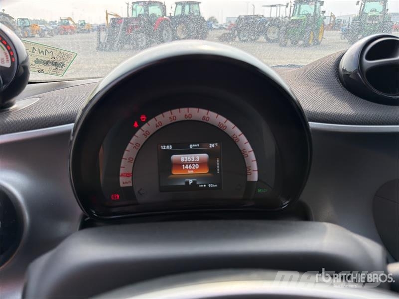 MCC Smart EQ EL Electric ForTow Cabrio EQ EL. 17,7 Auto's