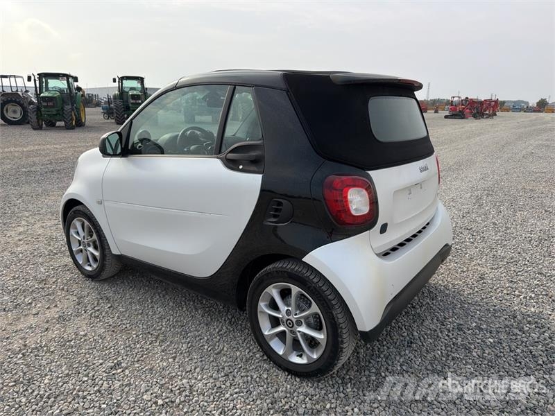 MCC Smart EQ EL Electric ForTow Cabrio EQ EL. 17,7 Auto's