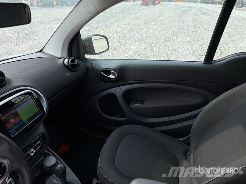 MCC Smart EQ EL Electric ForTow Cabrio EQ EL. 17,7 Auto's