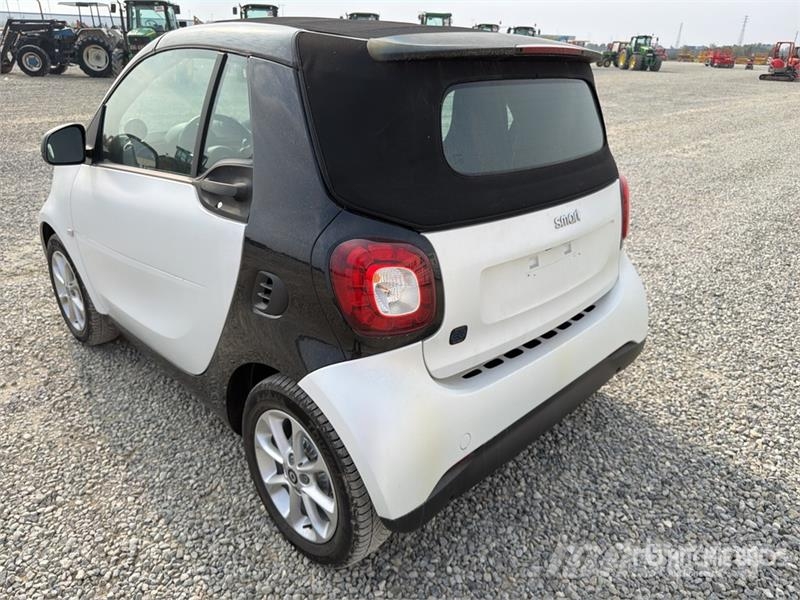 MCC Smart EQ EL Electric ForTow Cabrio EQ EL. 17,7 Auto's