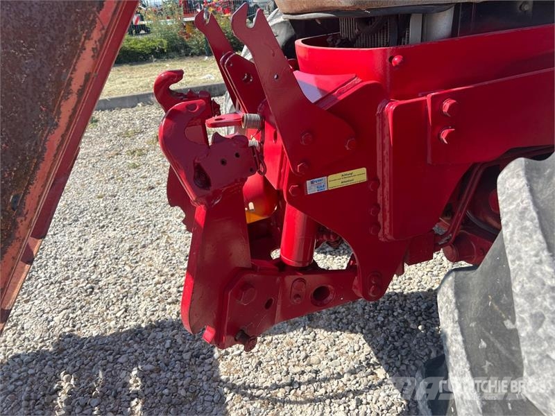 McCormick MC135 4WD Tractor Tractores