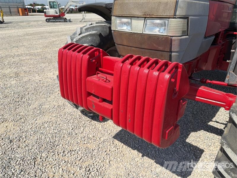 McCormick MTX140 4WD Tractor Tractores