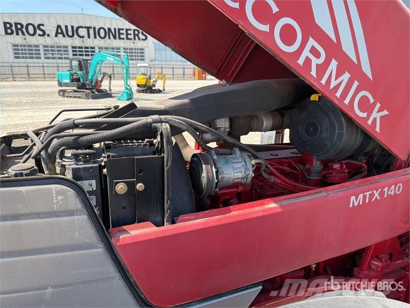 McCormick MTX140 4WD Tractor Tractores